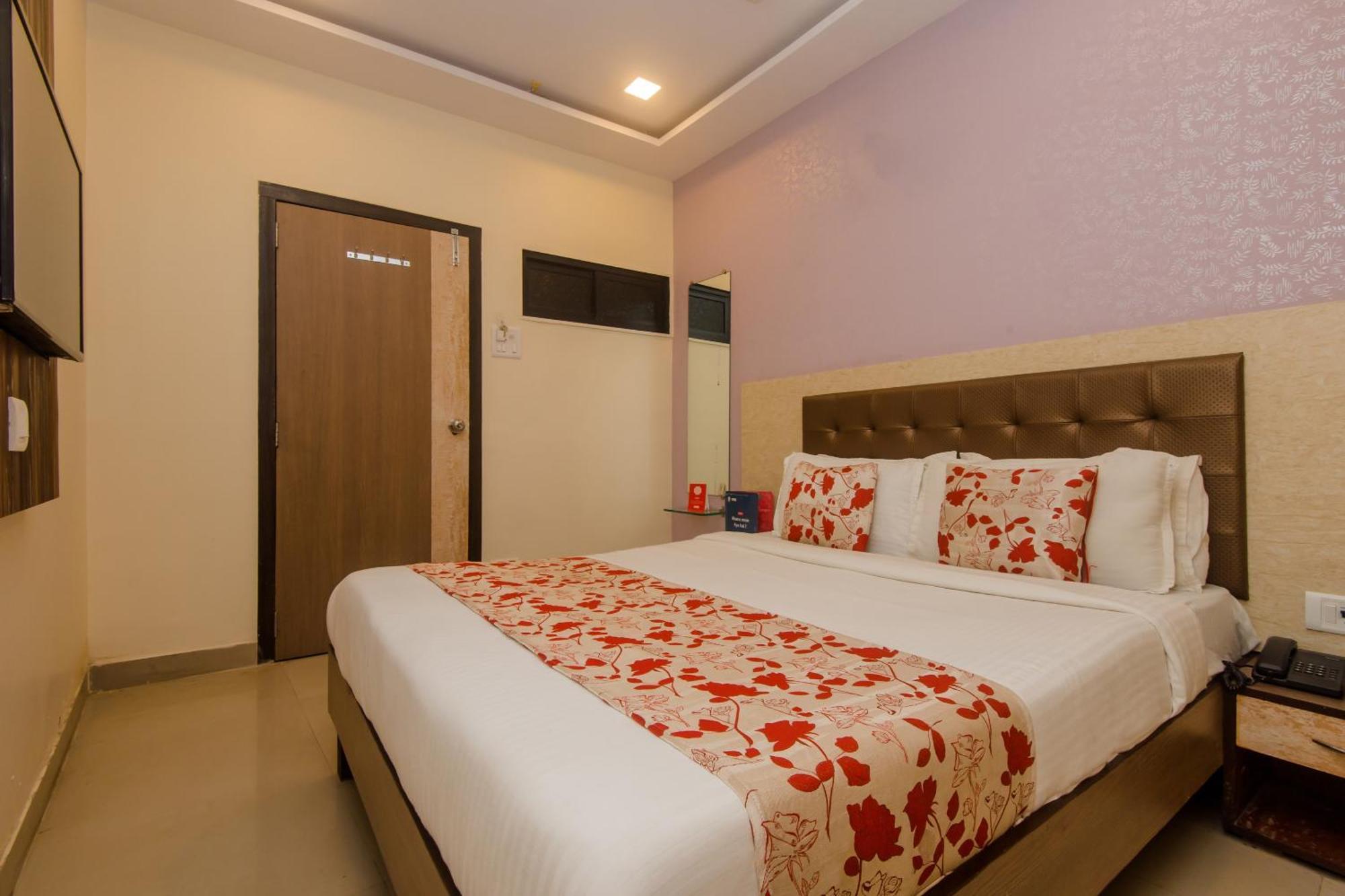 Hotel Ramida Plaza At Delhi Airport Ню Делхи Екстериор снимка